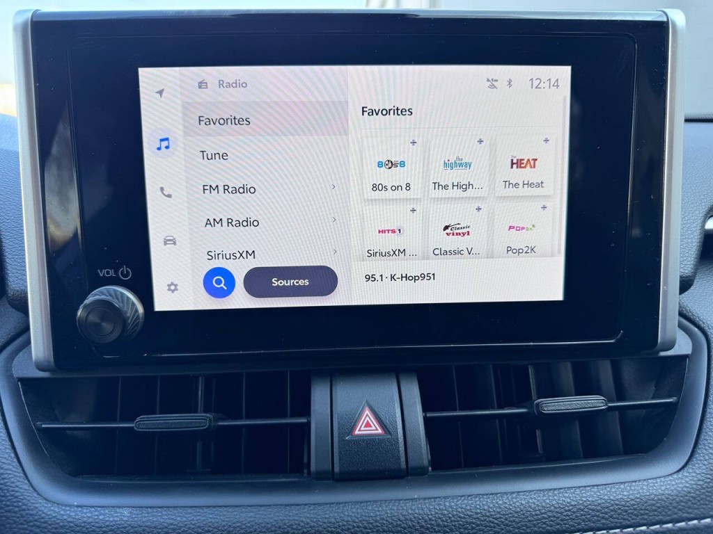 2024 Toyota Rav4 Image 16