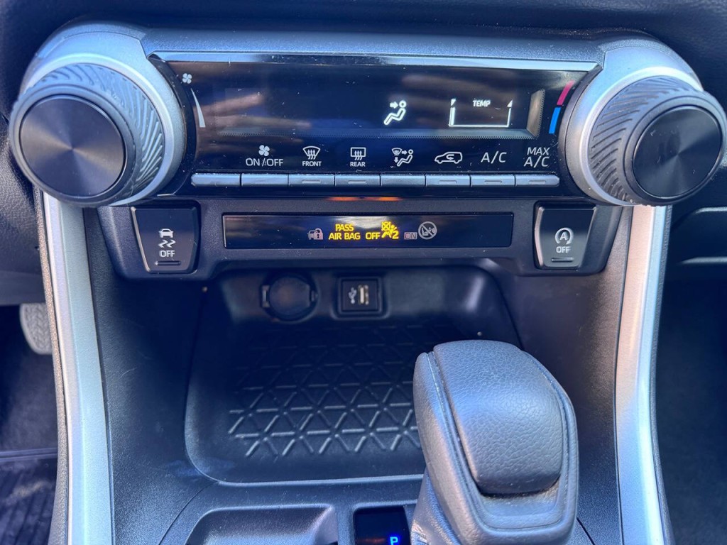 2024 Toyota Rav4 Image 18