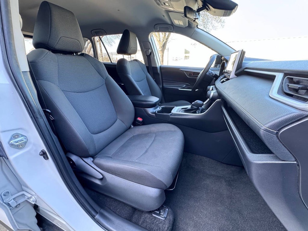 2024 Toyota Rav4 Image 21
