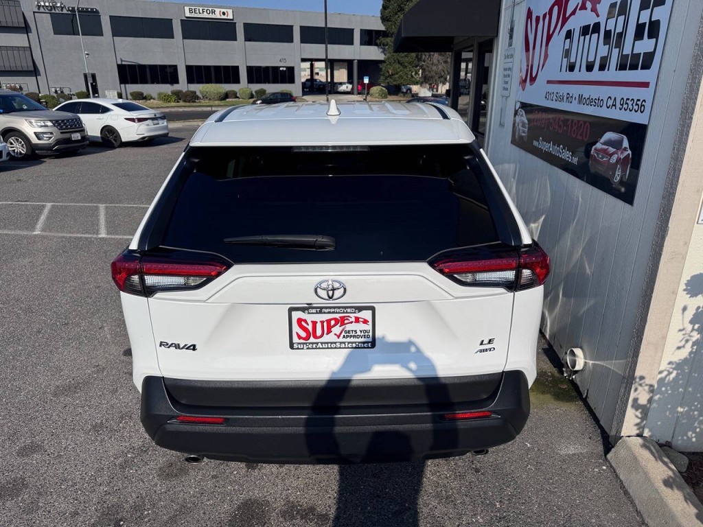 2024 Toyota Rav4 Image 28