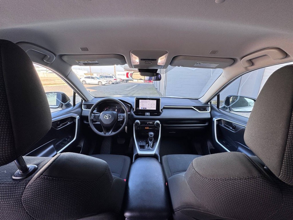 2024 Toyota Rav4 Image 30