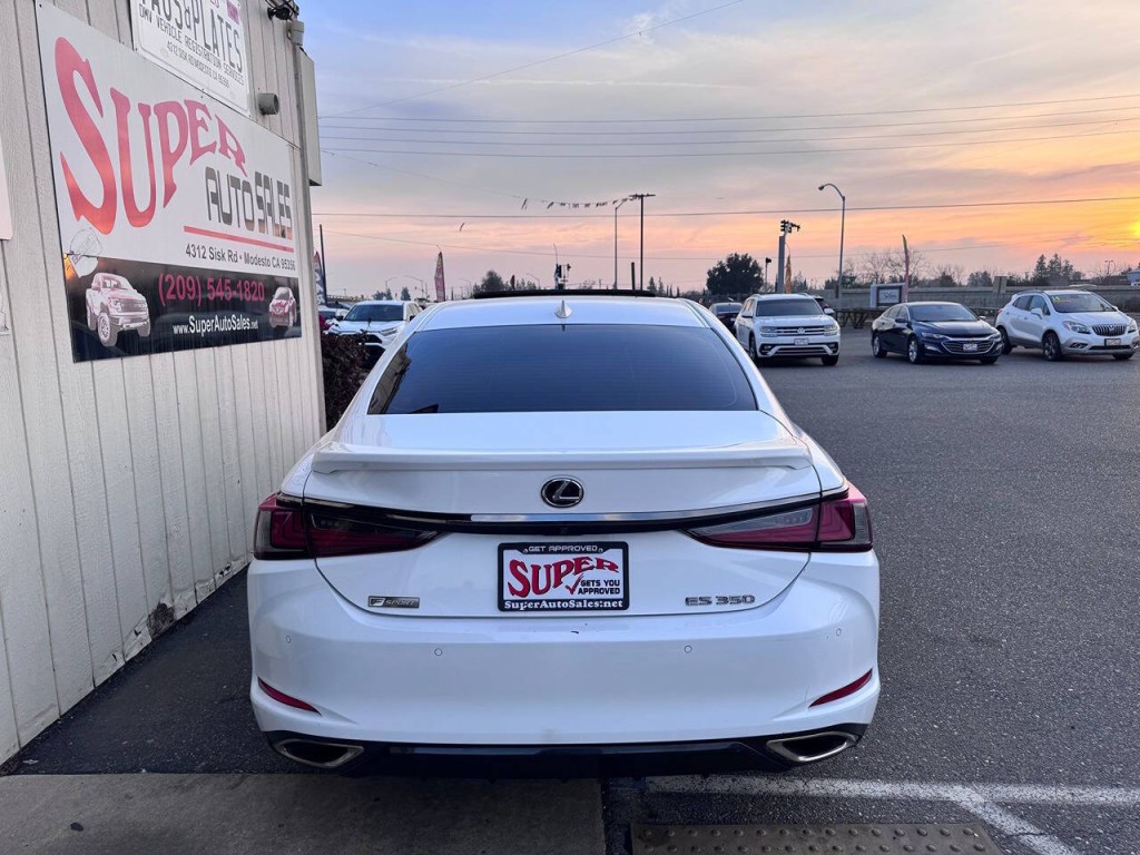 2019 Lexus ES 350 Image 4