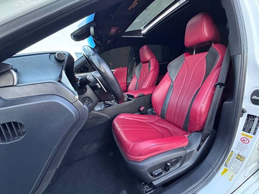 2019 Lexus ES 350 Image 11