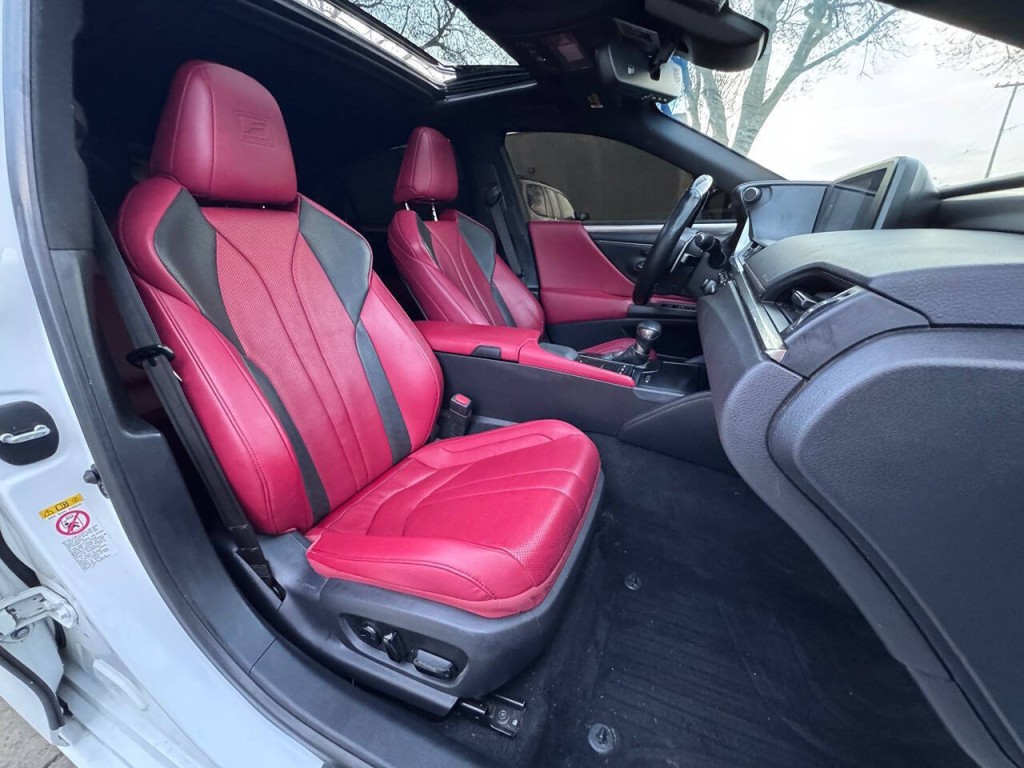 2019 Lexus ES 350 Image 12