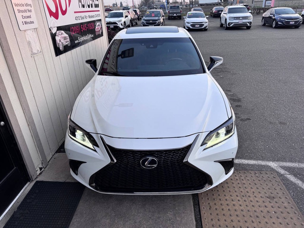 2019 Lexus ES 350 Image 27