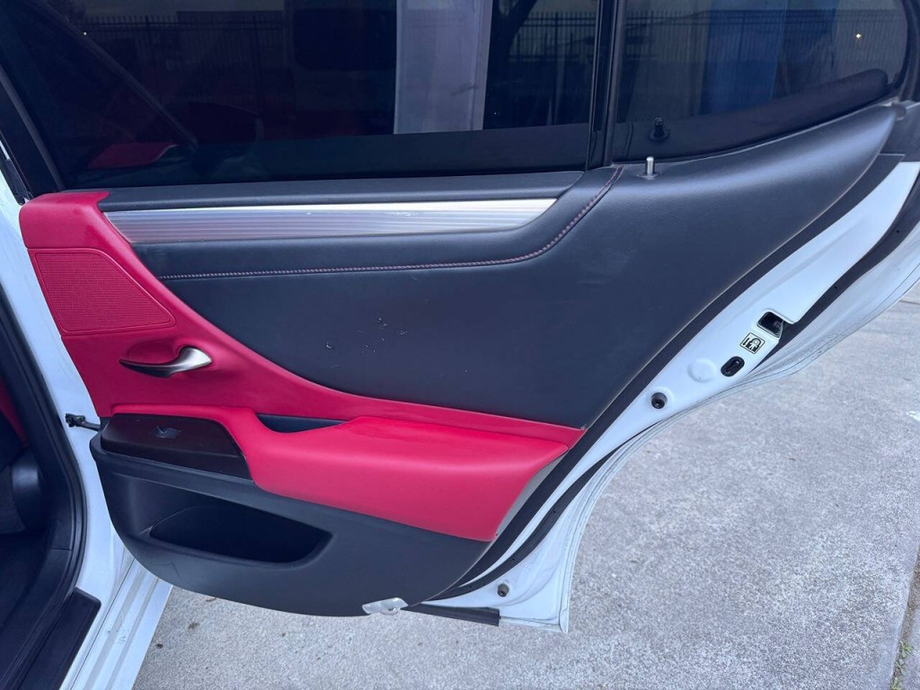 2019 Lexus ES 350 Image 46