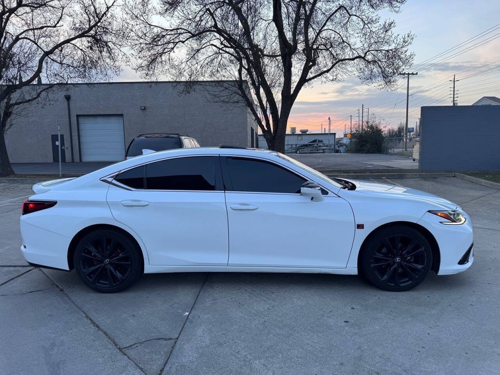 2019 Lexus ES 350 Image 62