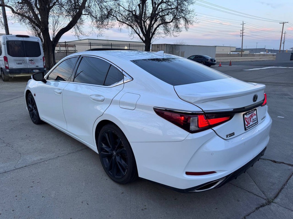 2019 Lexus ES 350 Image 65