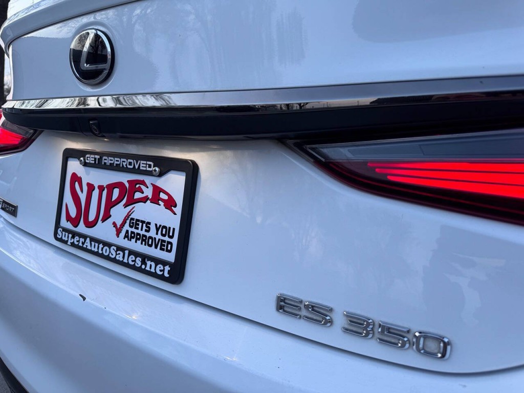 2019 Lexus ES 350 Image 67