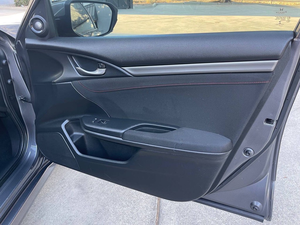 2017 Honda Civic Image 36