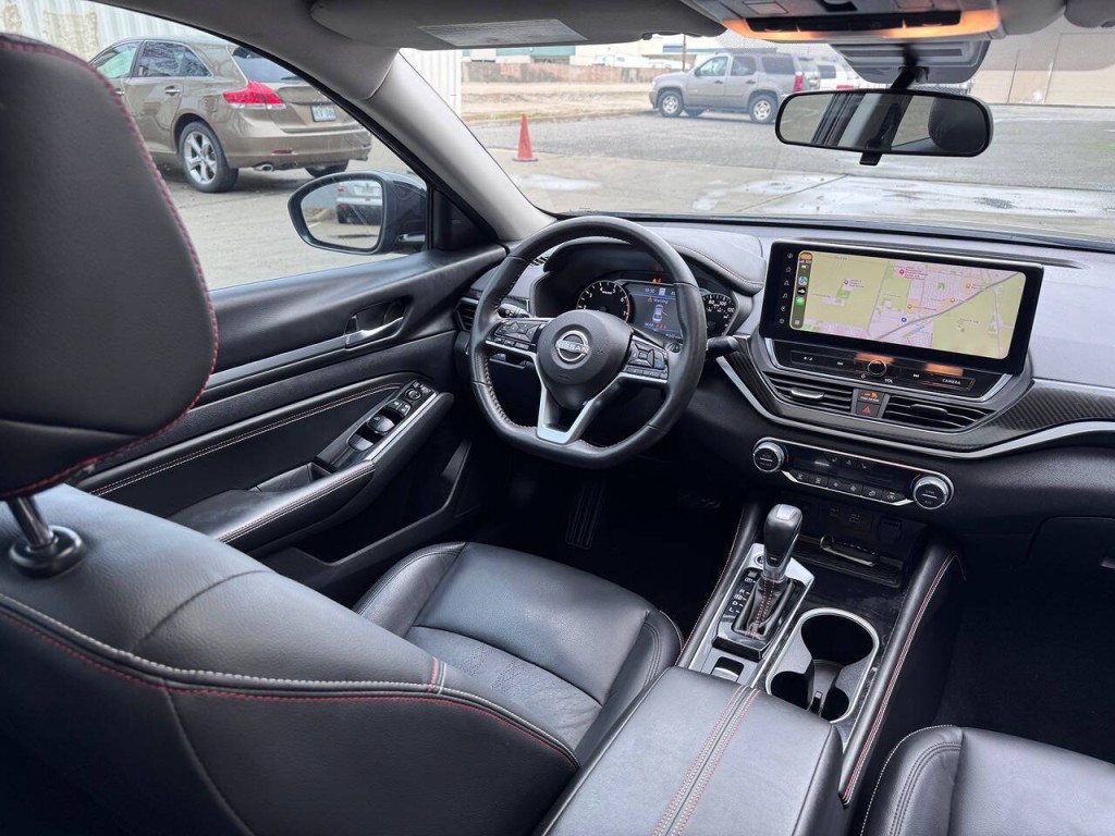 2023 Nissan Altima Image 14