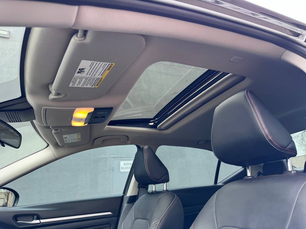 2023 Nissan Altima Image 40