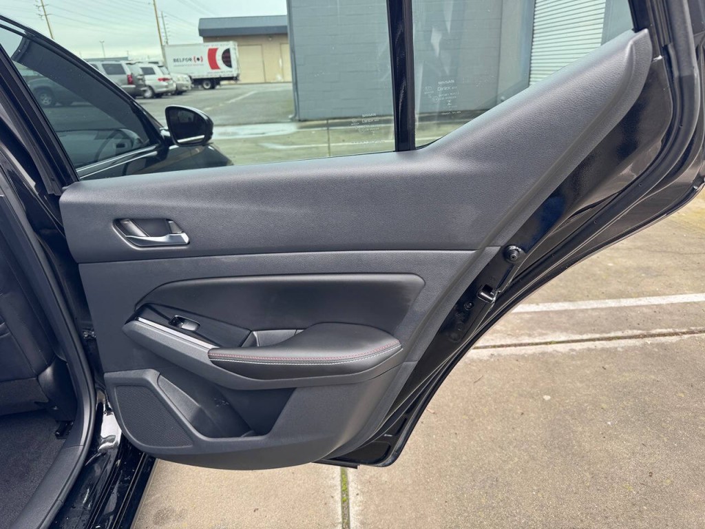 2023 Nissan Altima Image 43