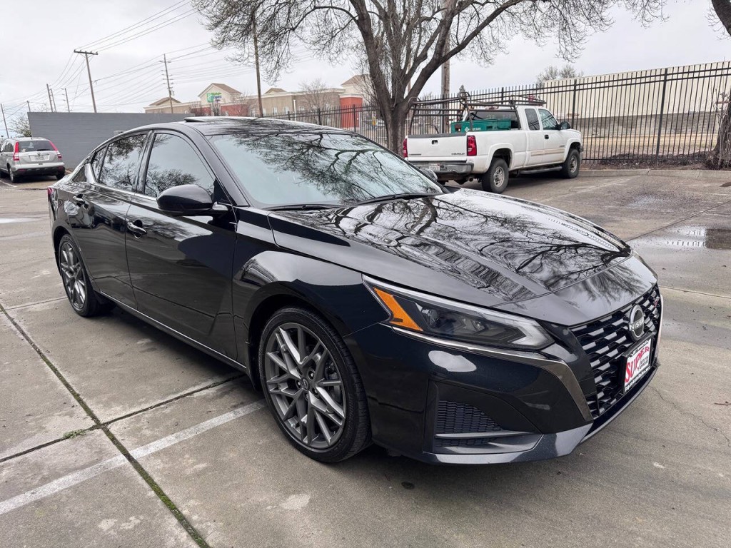 2023 Nissan Altima Image 58