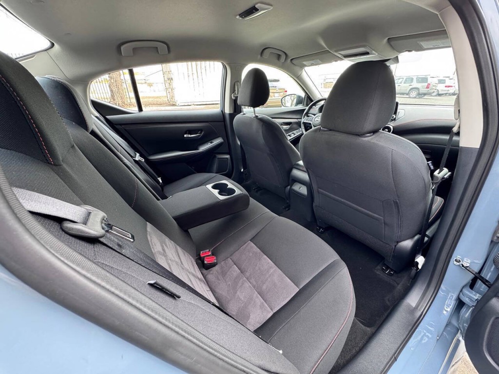 2024 Nissan Sentra Image 32