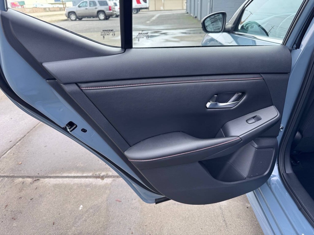 2024 Nissan Sentra Image 38