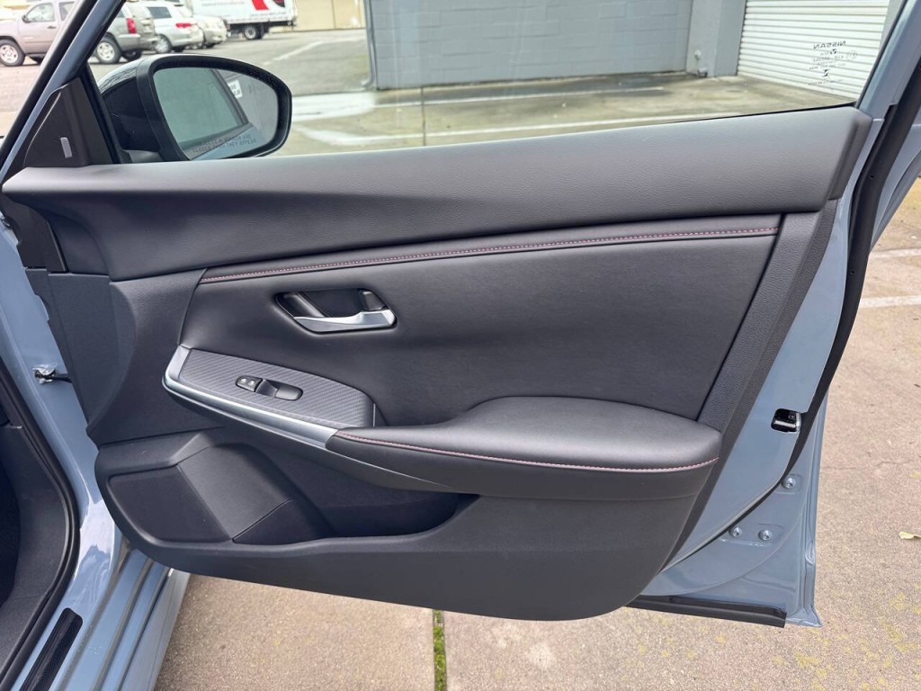 2024 Nissan Sentra Image 40