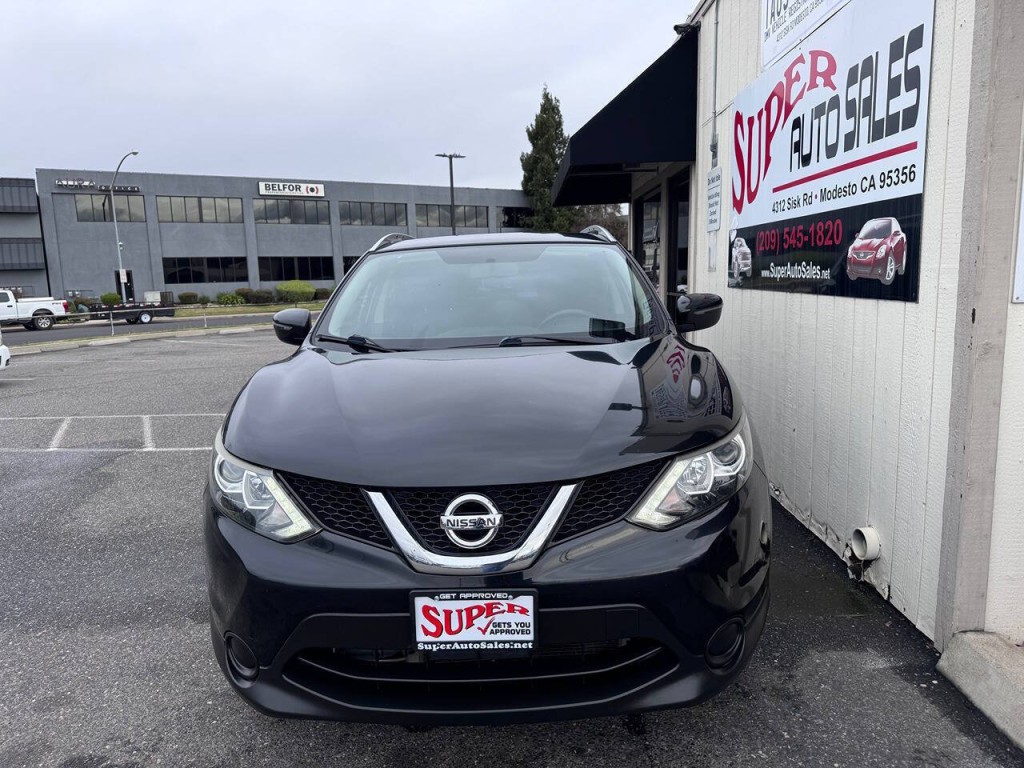 2018 Nissan Rogue Image 4