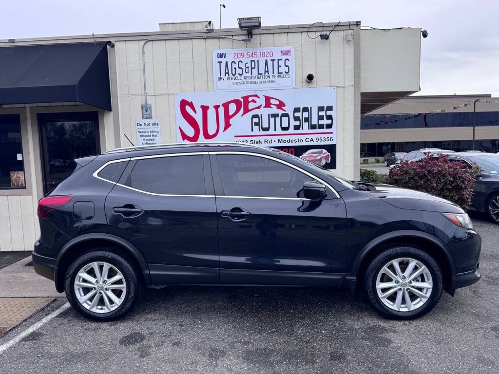 2018 Nissan Rogue Image 8