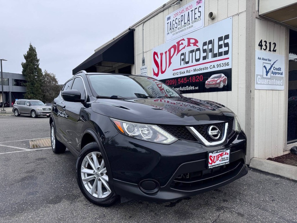 2018 Nissan Rogue Image 25