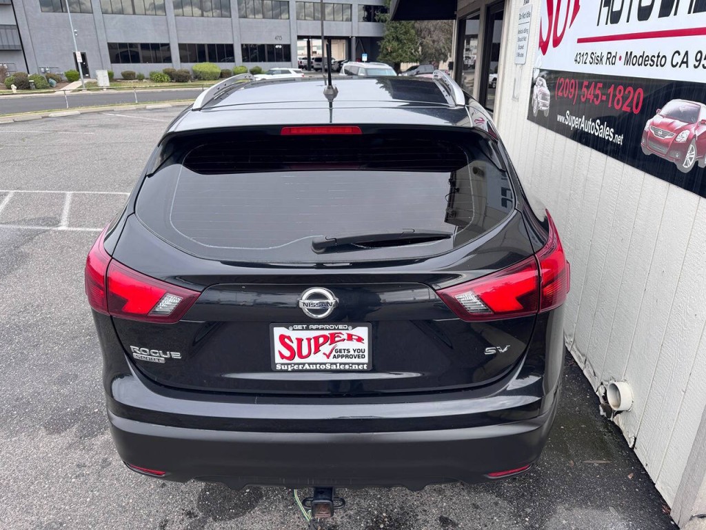 2018 Nissan Rogue Image 28