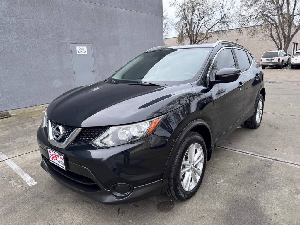 2018 Nissan Rogue Image 50