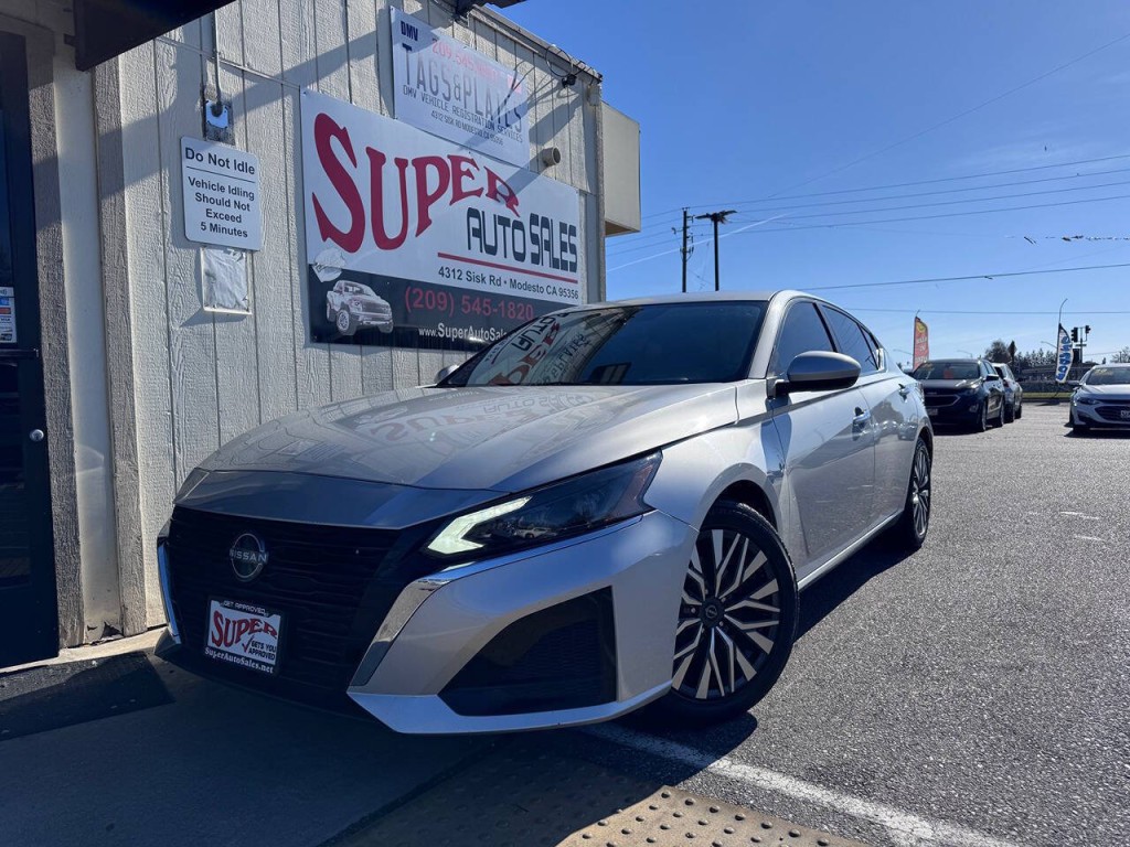 2023 Nissan Altima Image 6