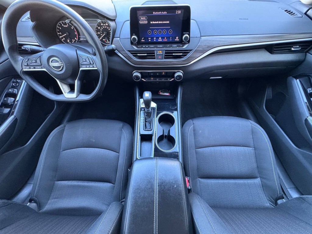2023 Nissan Altima Image 17