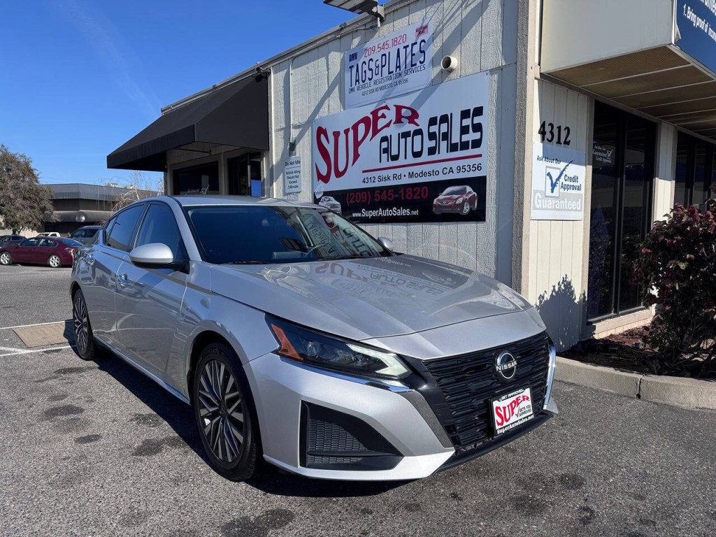 2023 Nissan Altima Image 27