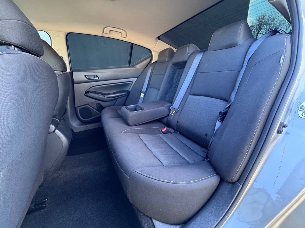 2023 Nissan Altima Image 31
