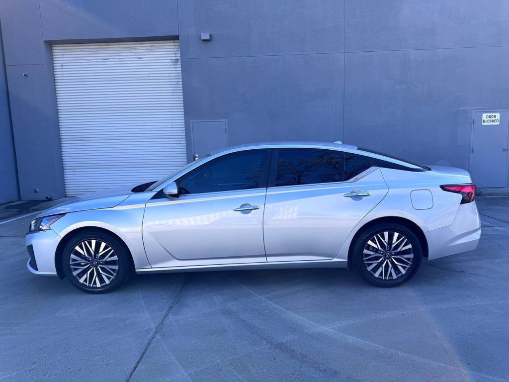 2023 Nissan Altima Image 58