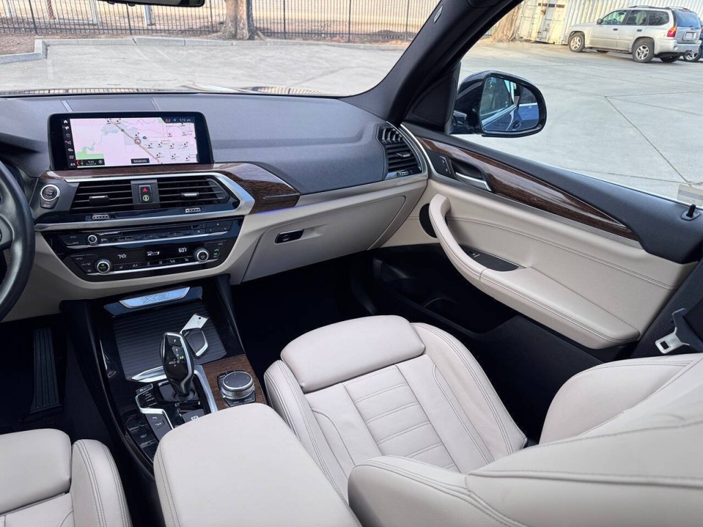 2019 BMW X3 Image 16