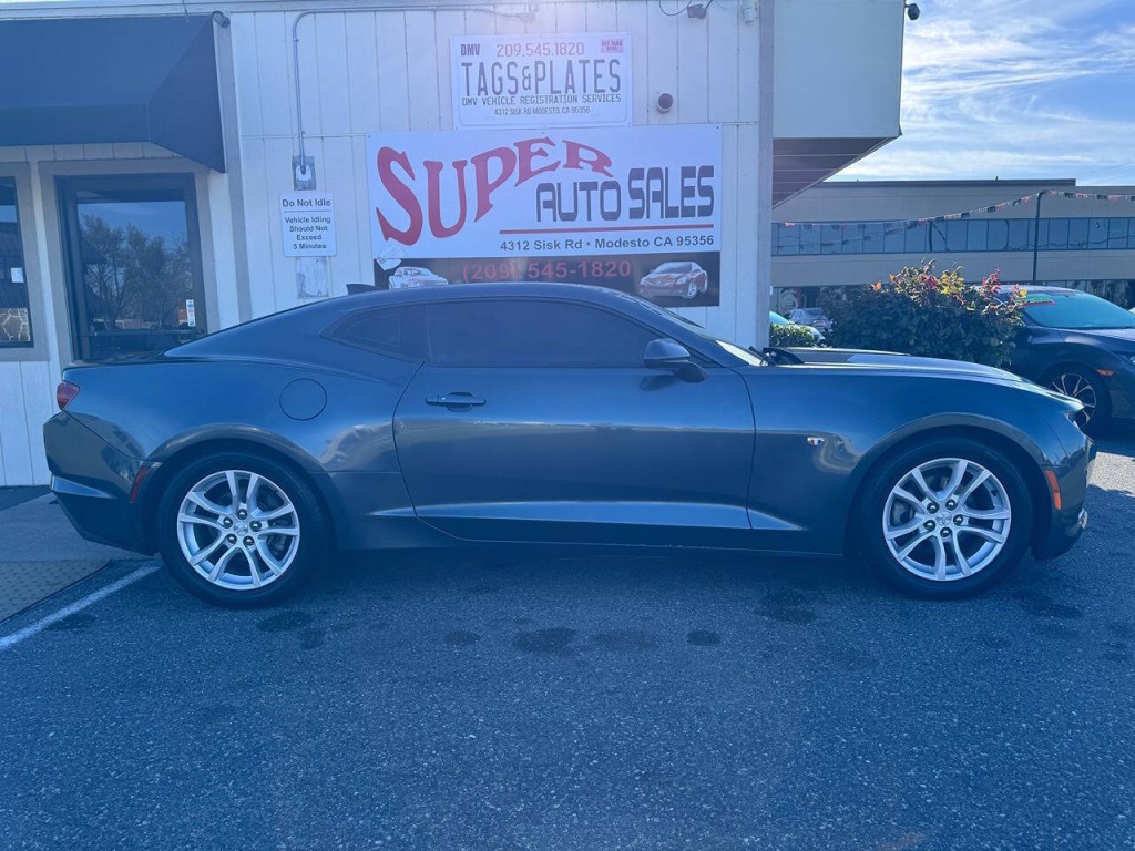 2019 Chevrolet Camaro Image 8