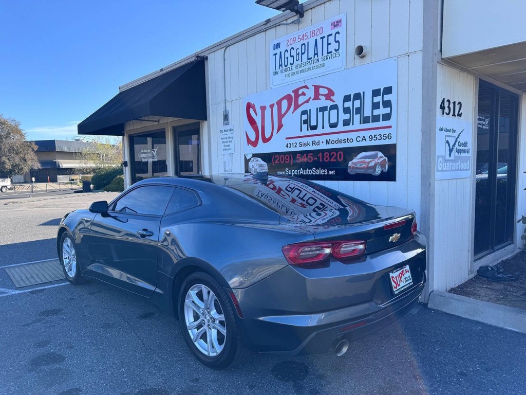 2019 Chevrolet Camaro Image 11