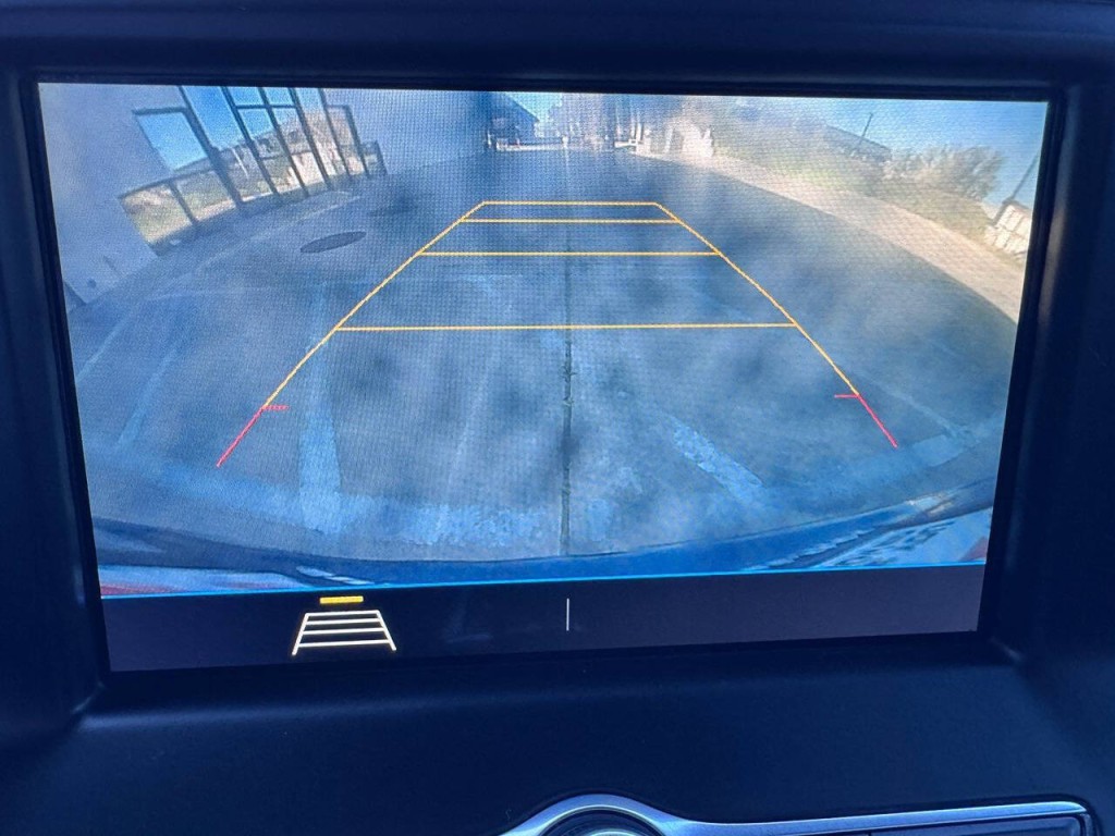 2019 Chevrolet Camaro Image 19