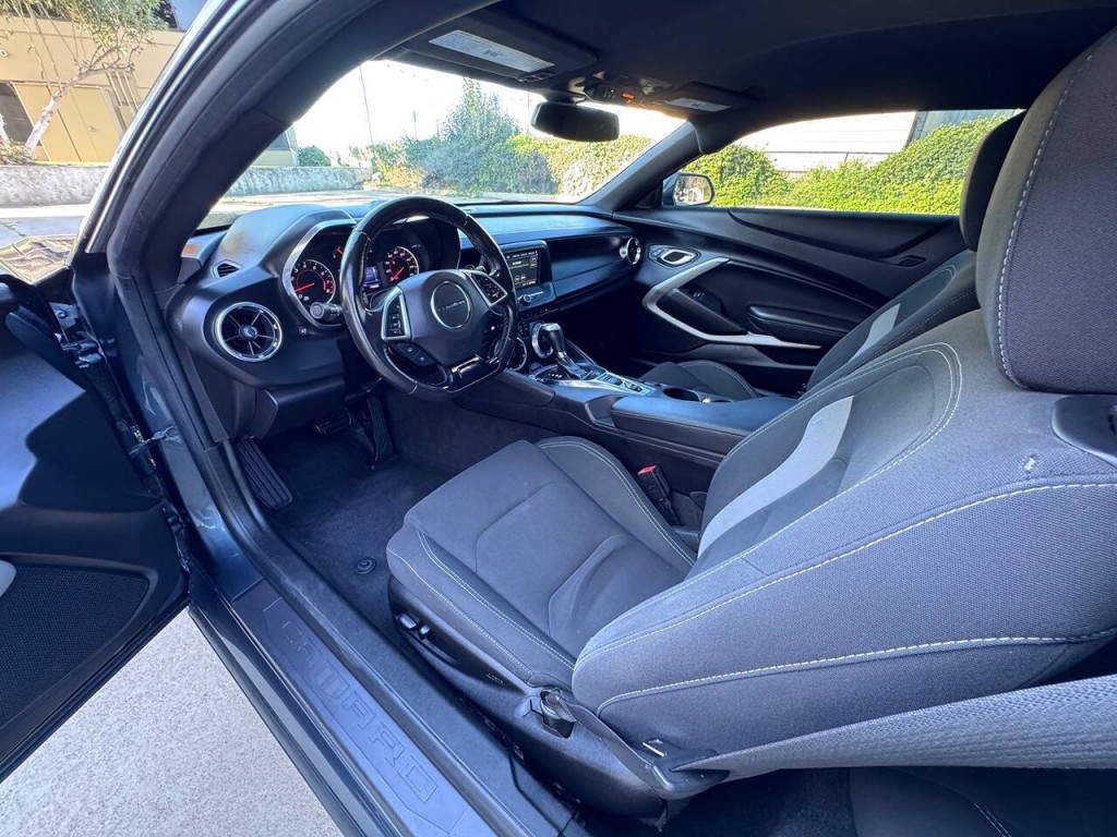 2019 Chevrolet Camaro Image 29