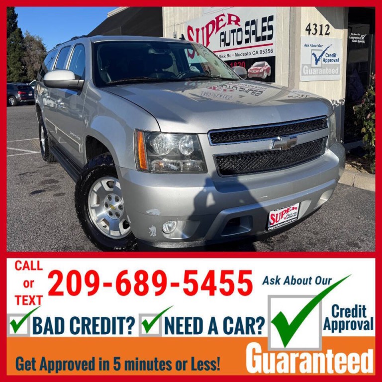 2011 Chevrolet Suburban Image 2