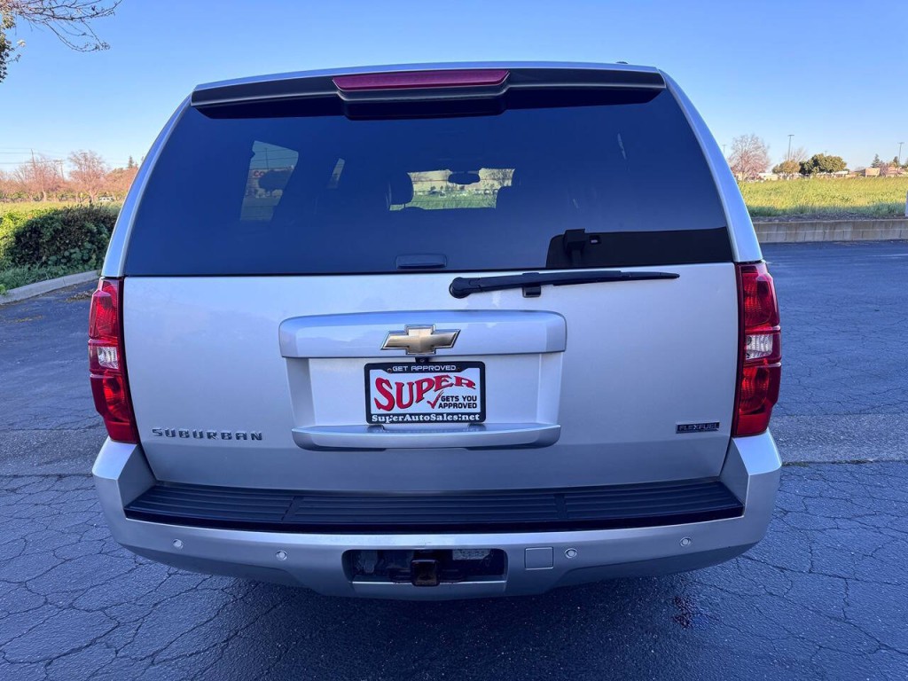 2011 Chevrolet Suburban Image 63