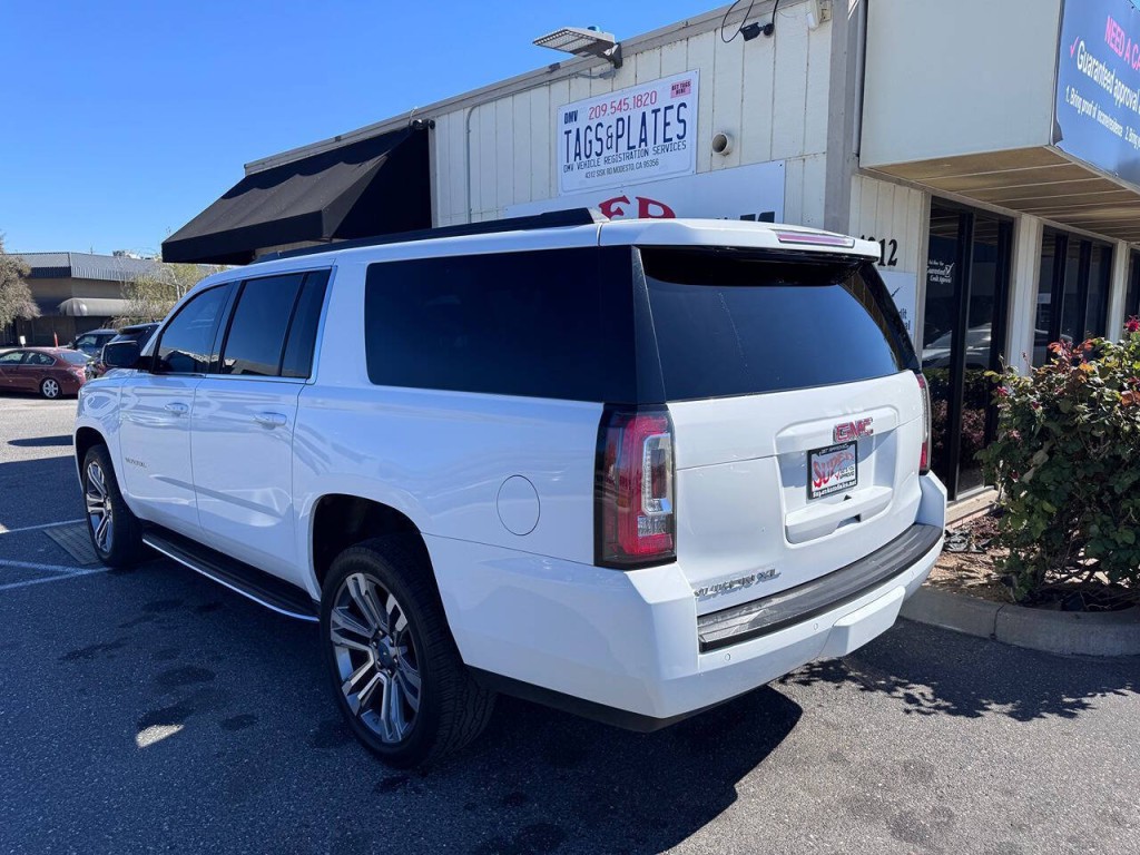 2019 GMC Yukon Image 10
