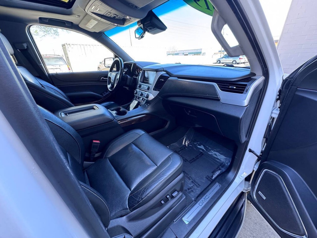 2019 GMC Yukon Image 30