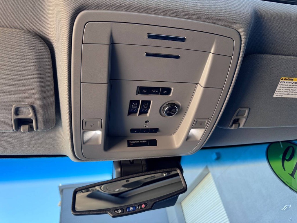 2019 GMC Yukon Image 43