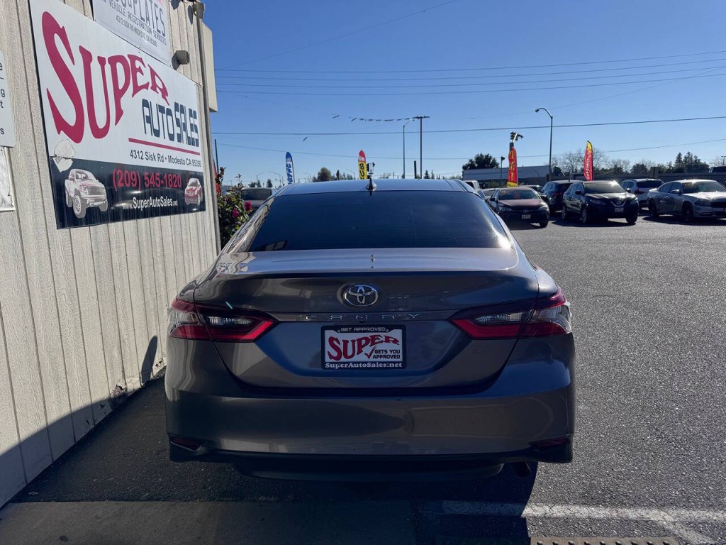 2022 Toyota Camry Image 5