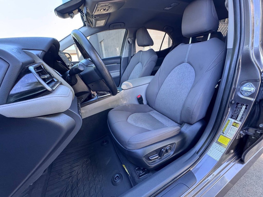 2022 Toyota Camry Image 12