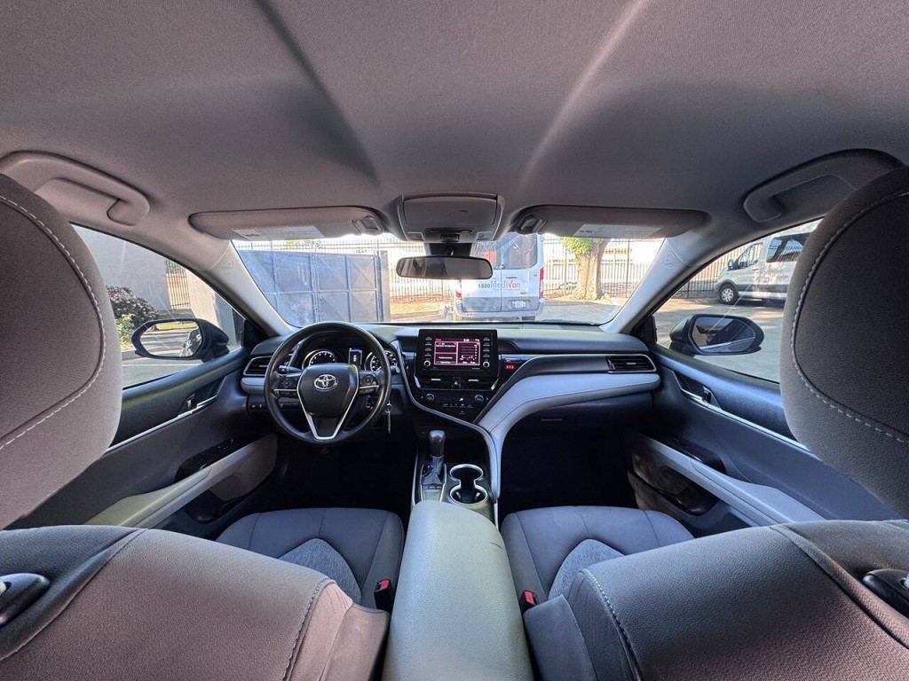 2022 Toyota Camry Image 34