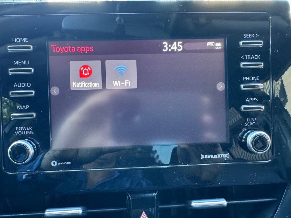 2022 Toyota Camry Image 36