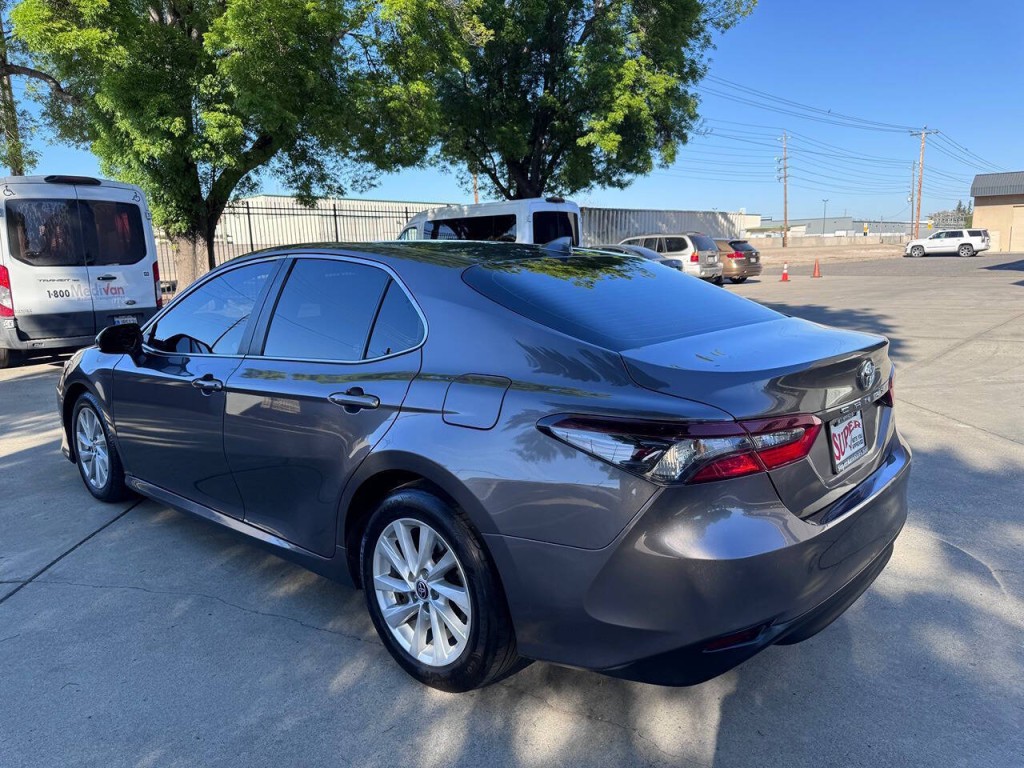 2022 Toyota Camry Image 57