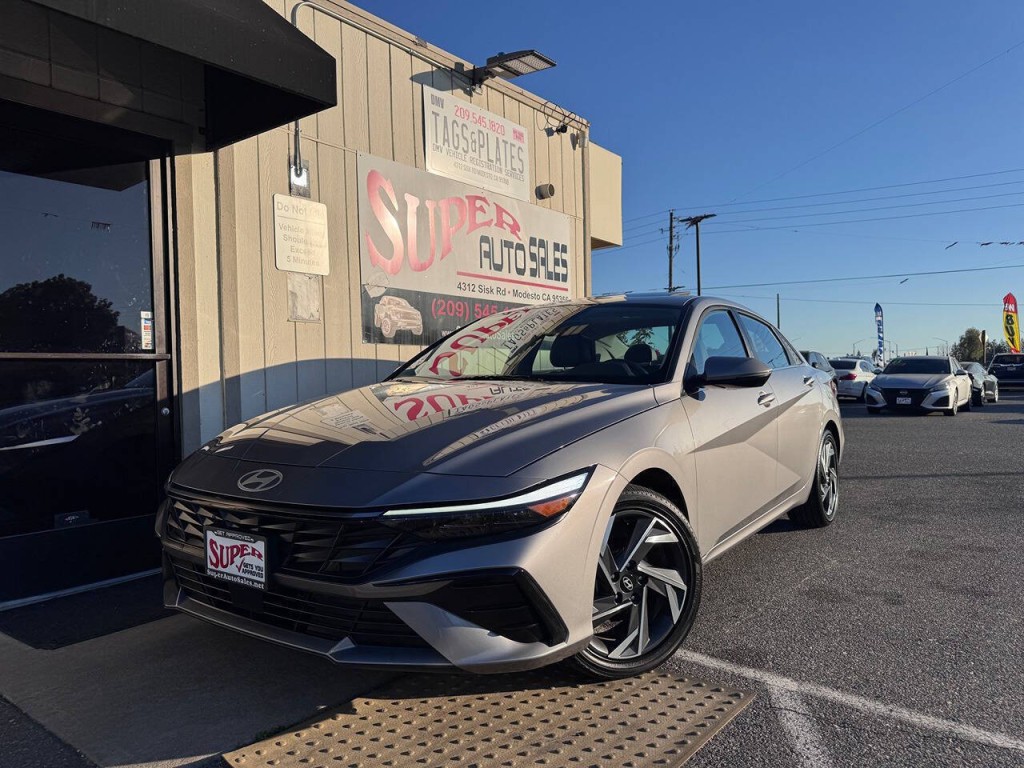 2025 Hyundai Elantra Image 26