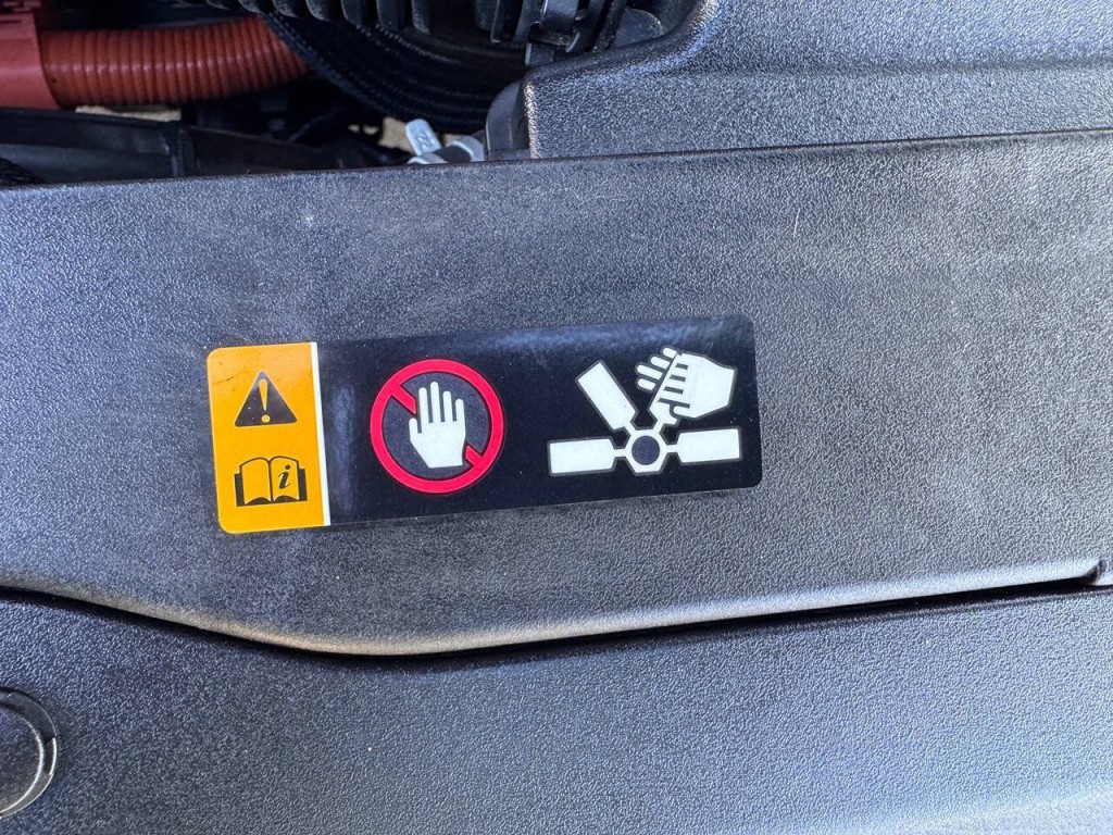 2025 Hyundai Elantra Image 47