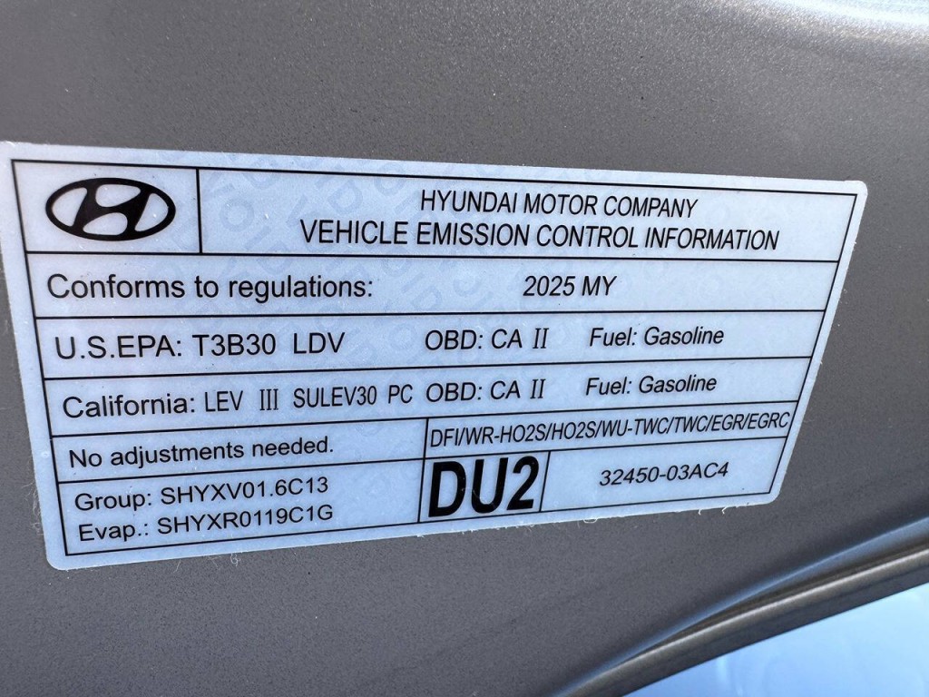 2025 Hyundai Elantra Image 49