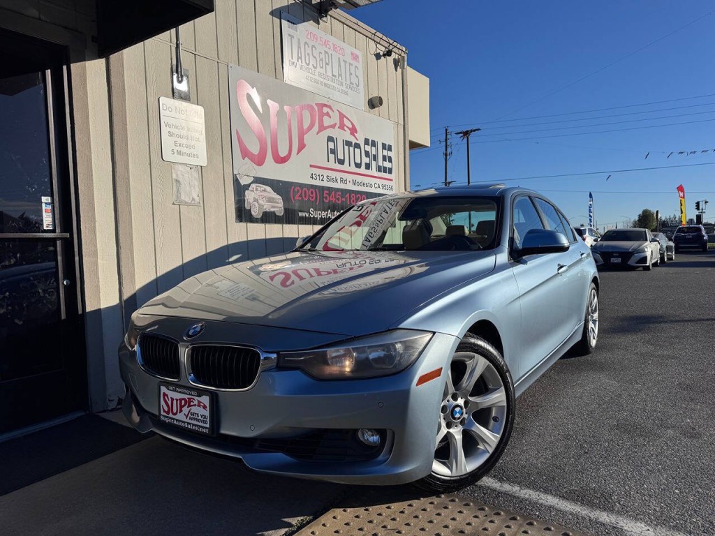 2013 BMW 3 Series Image 7